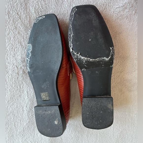 UPDATED with current photos🩶 Intentionally Blank loafers size 9 (EU 39) - Picture 9 of 16